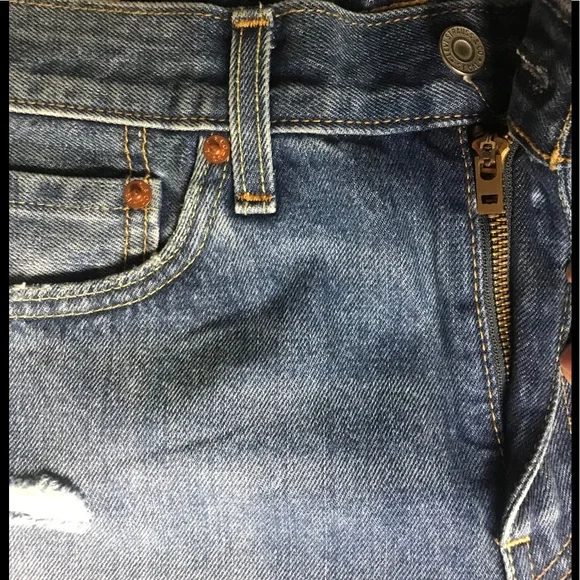 LEVI’S 511 Slim Fit Hendersonville Distressed Jean - Picture 4 of 10